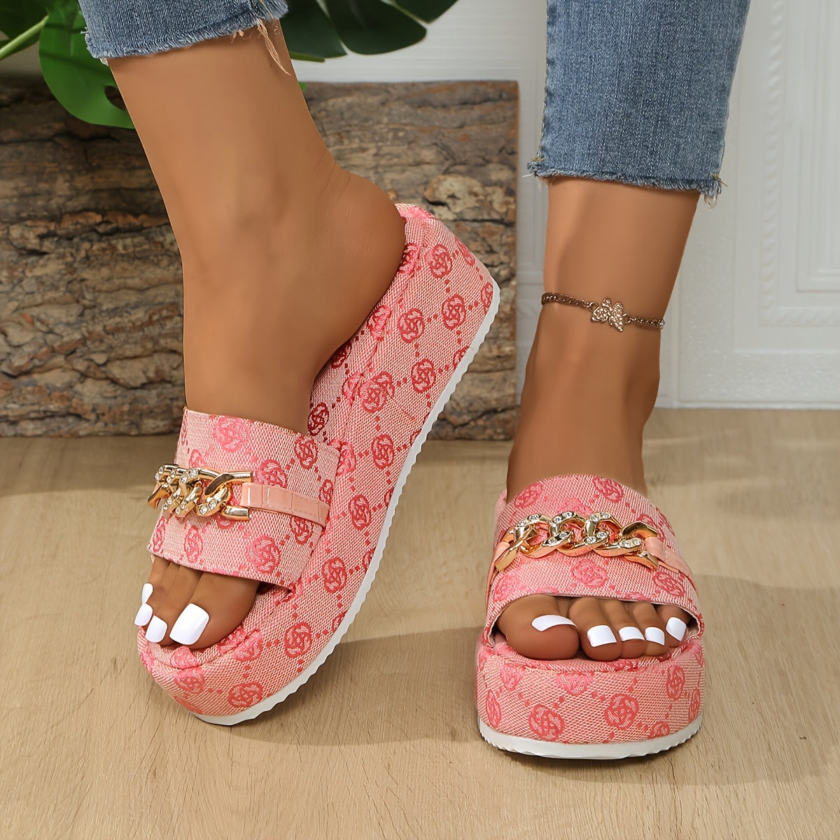Women'S Pink Platform Sandals with Metal Chain & Rhinestones - Casual Slip-On, Open Toe, Mid-Heel, Lightweight & Stylish, All-Season Footwear, Casual Footwear | Metallic Chain Sandals | Rubber Sole Sandals